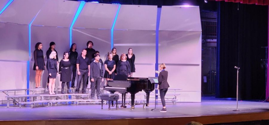 Thunderbird Choir Concerts Presents the Talent of Many Students Involving Musical Rhythm and Beat