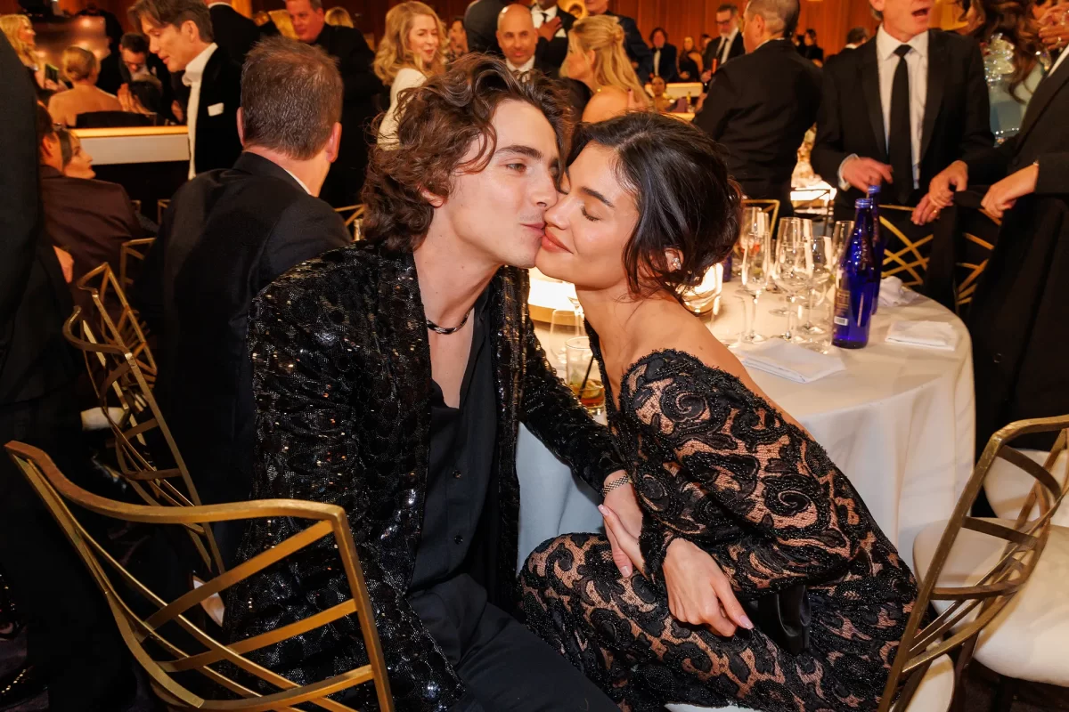 Fans are Surprised when Kylie Jenner gets into a Unexpected Relationship with Actor Timothee Chalamet
