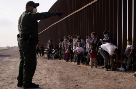 Families of migrants met by authorities at the U.S.-Mexico border in Texas. Credit: Adrees Latif
		
